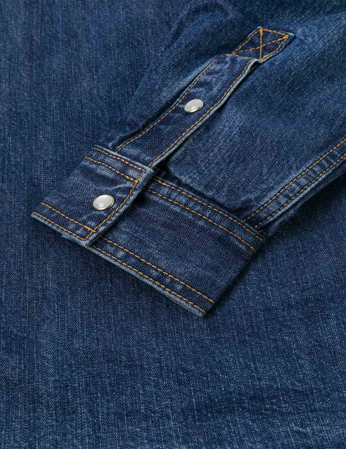 破損商標布貼刺繡寬版休閒牛仔襯衣