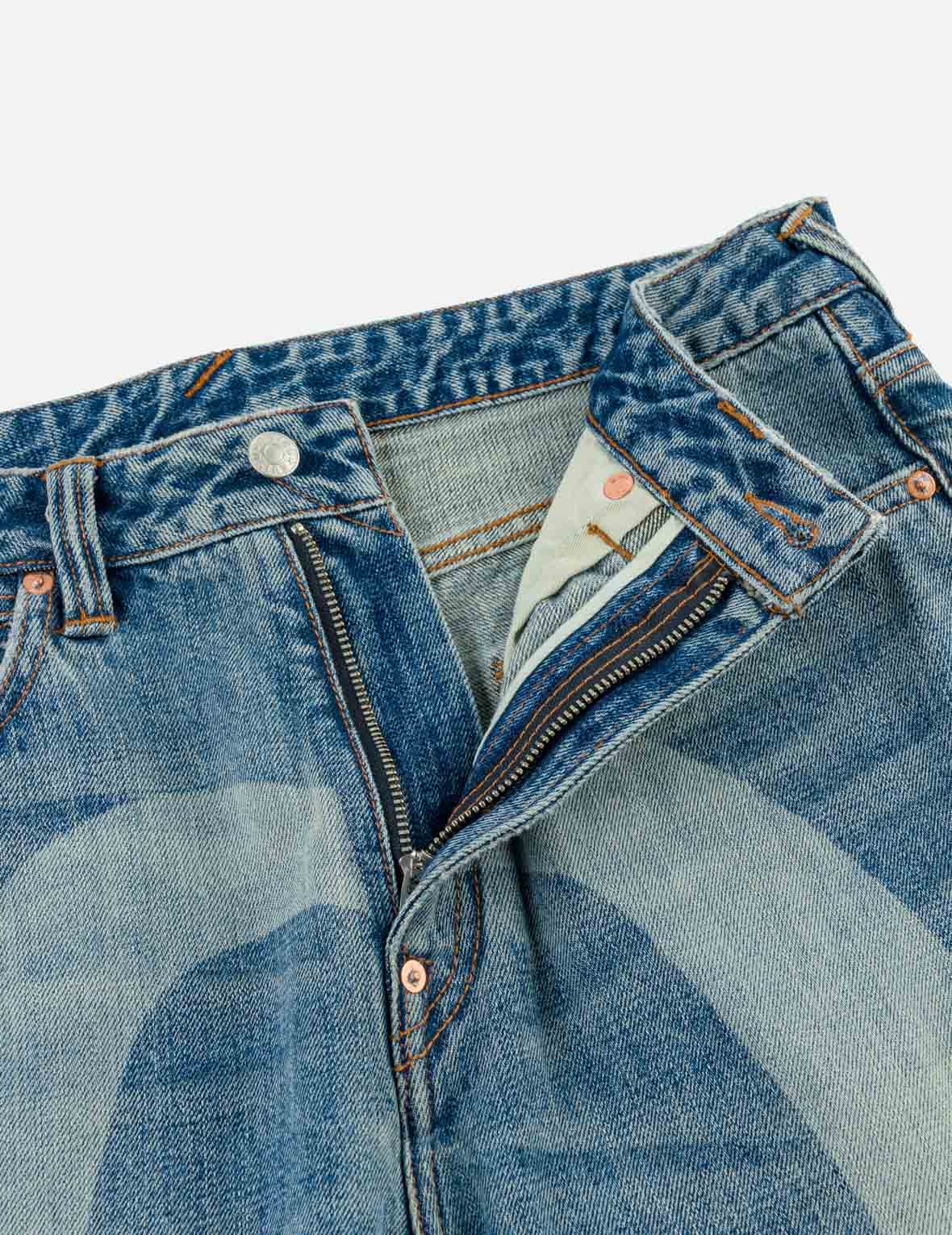 Front Daicock Washed Jeans