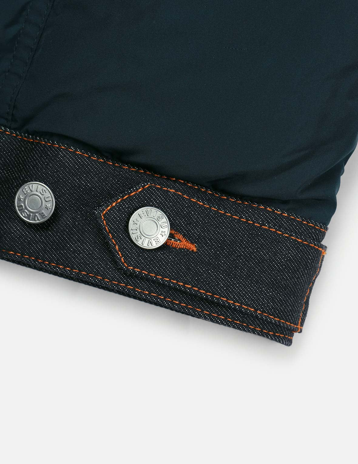 海鷗金屬刺繡常規版型拼布羽絨外套