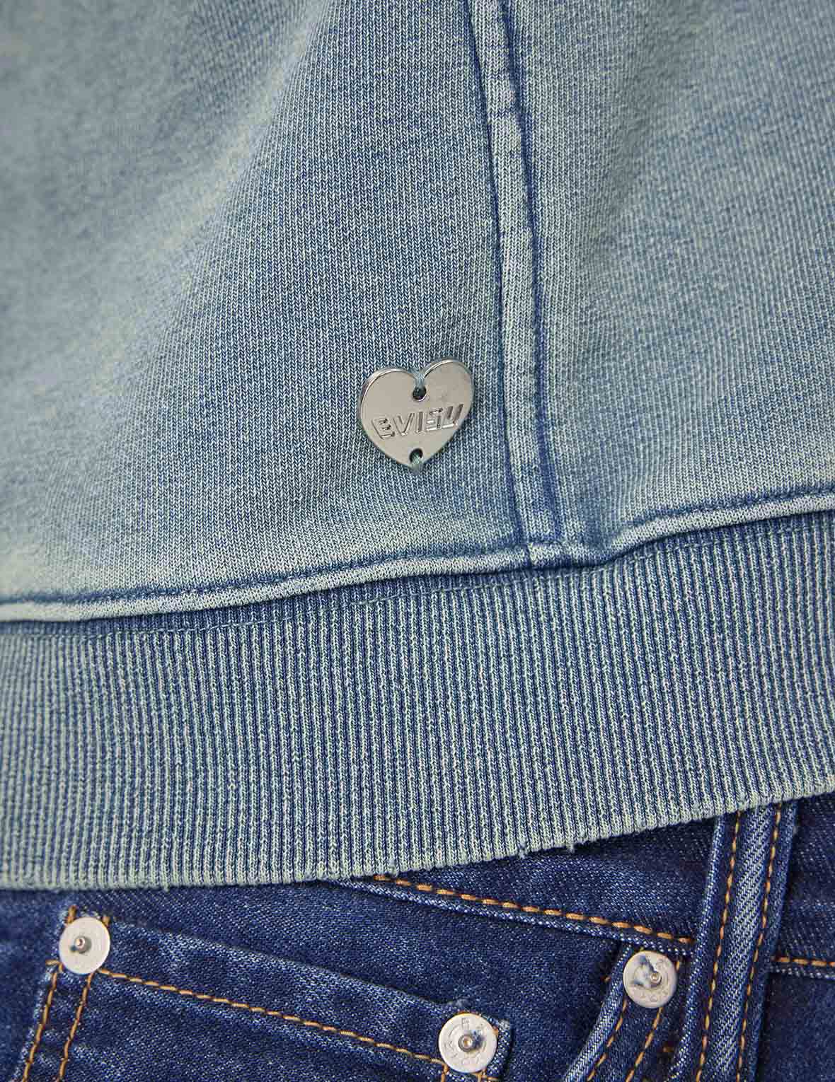 磨損貼布刺繡洗水時尚版型短版衛衣