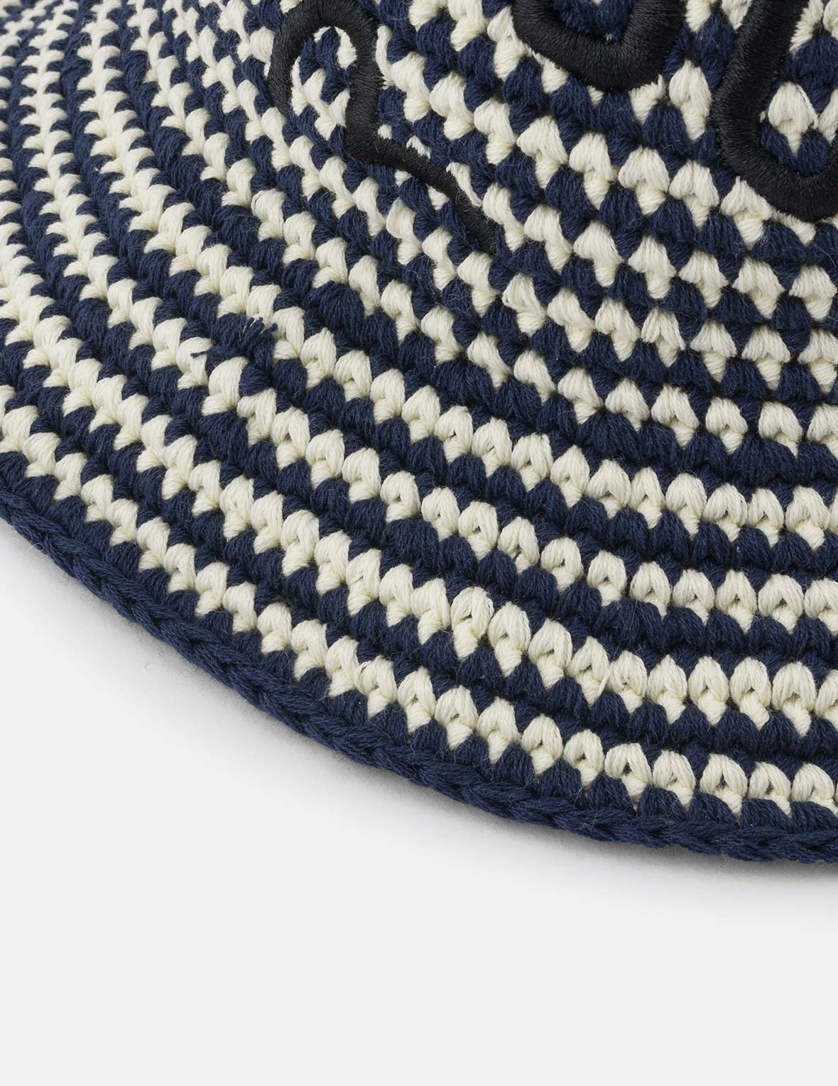 商標刺繡條紋針織漁夫帽