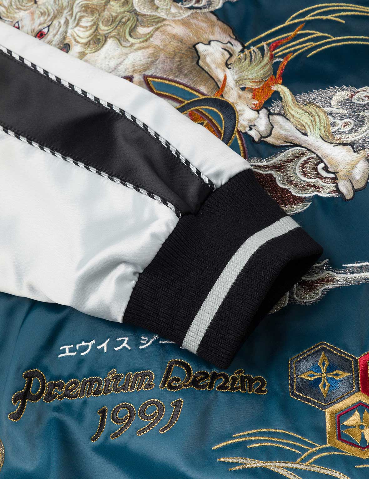 神獸白澤刺繡常規版橫須賀外套