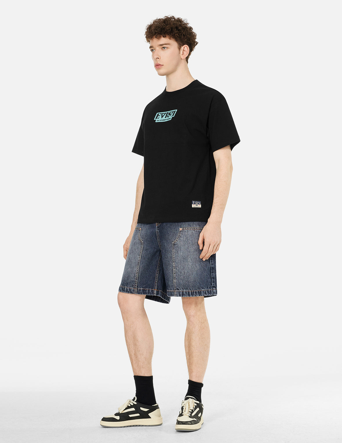 Slogan and Totem Daicock Print Relax Fit T-shirt