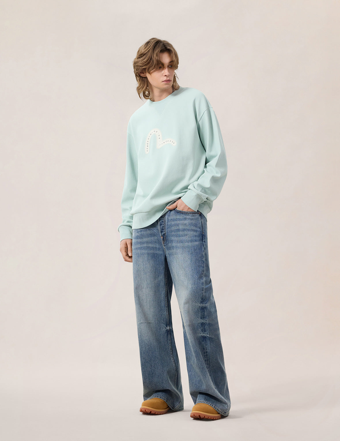 Seagull Rivet Sweatshirt