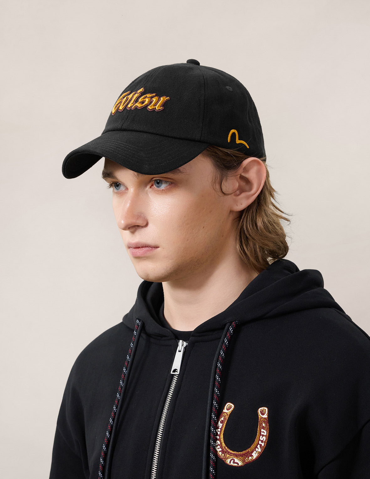 EVISU 標誌刺繡棒球帽 - 黑