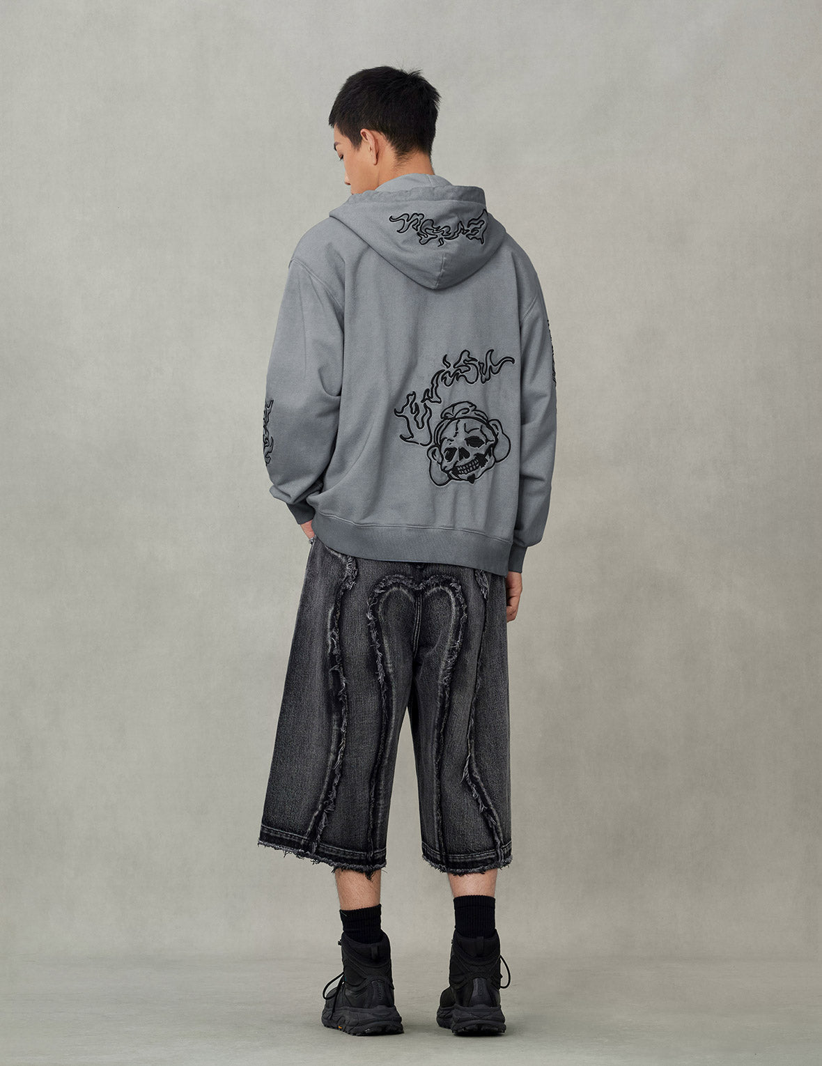 刺青風格刺繡超寬版連帽外套