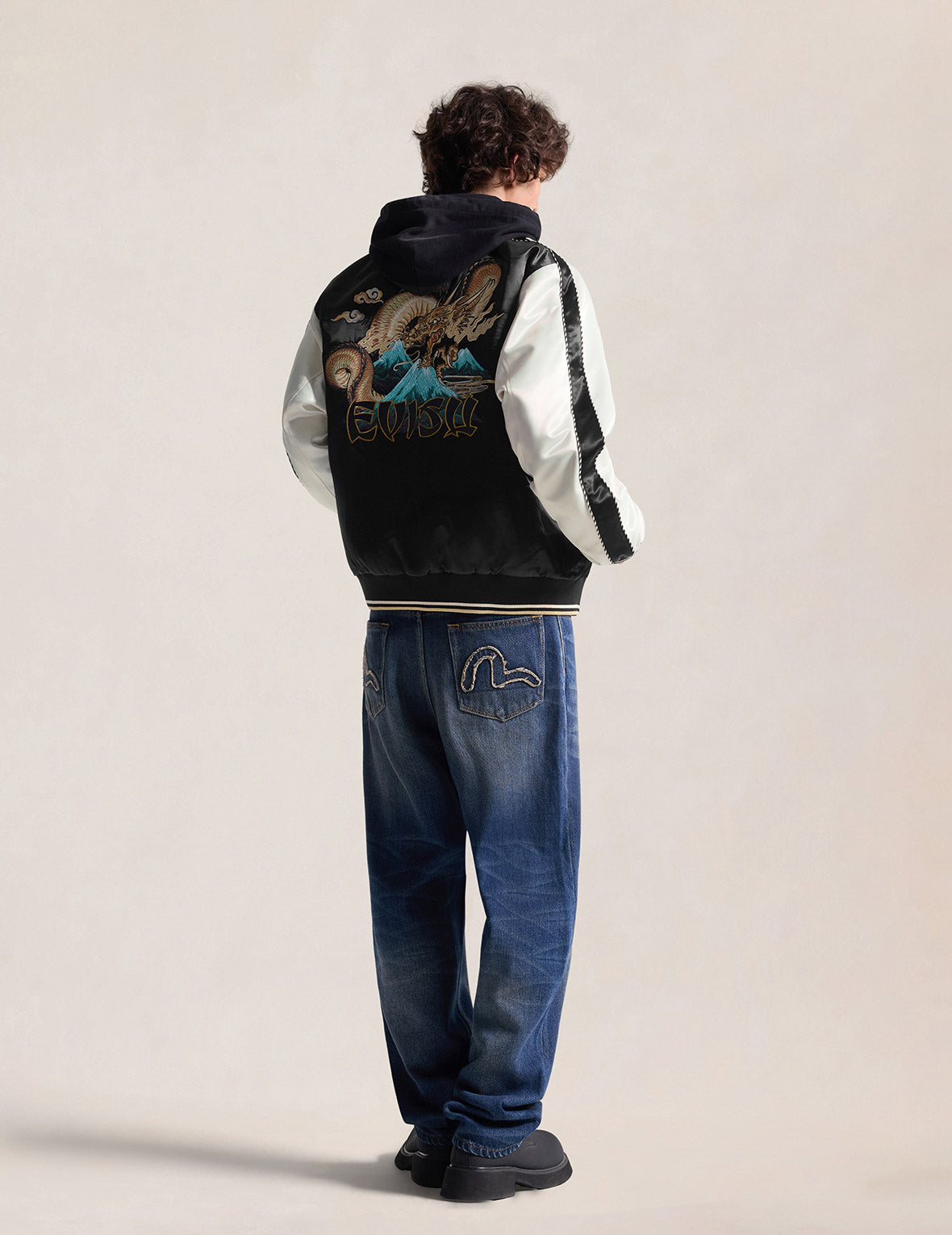 Light Padded Flying Dragon Embroidery Souvenir Jacket