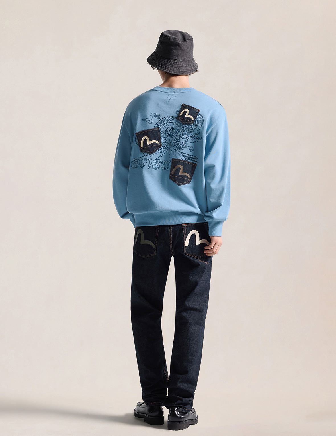 Flying Dragon Embroidered Multi-Pocket Sweatshirt