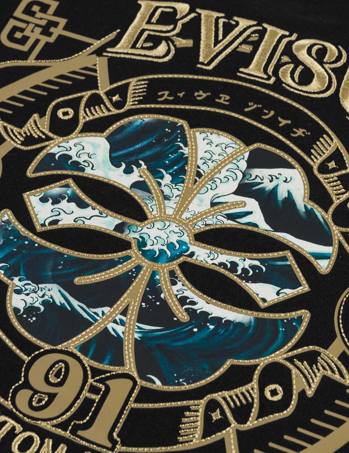 金色印花家紋海浪貼布T恤