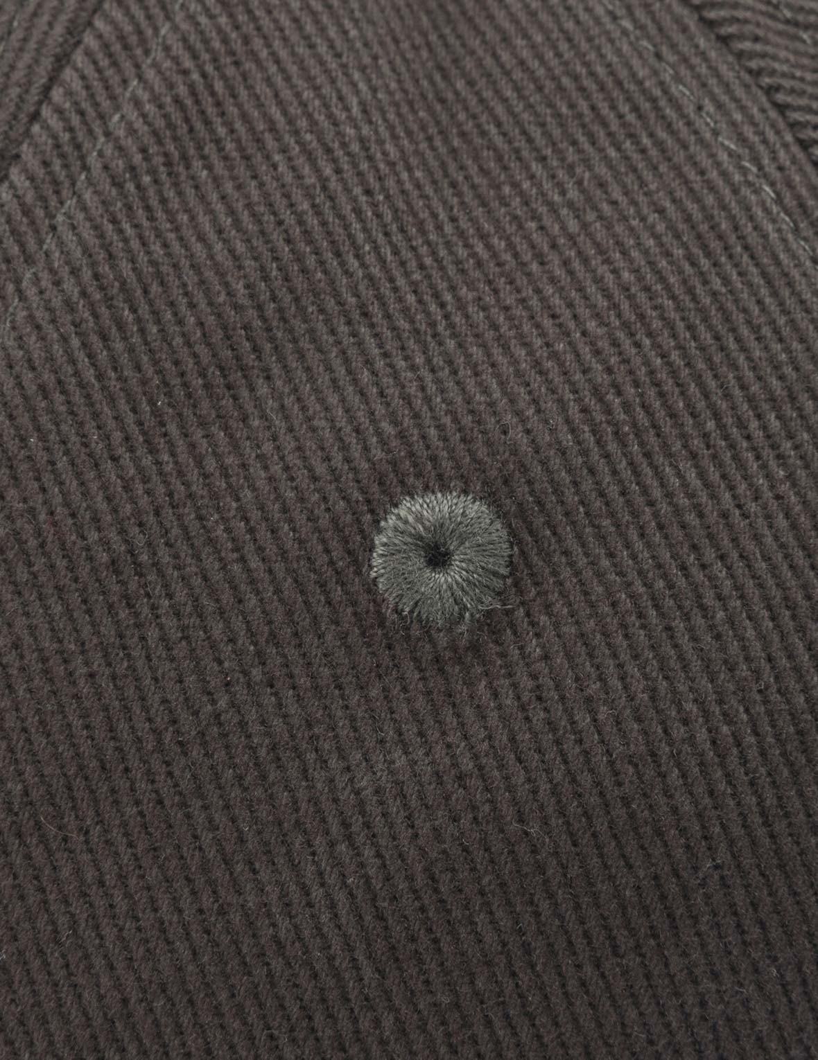 商標圖章刺繡鴨舌帽