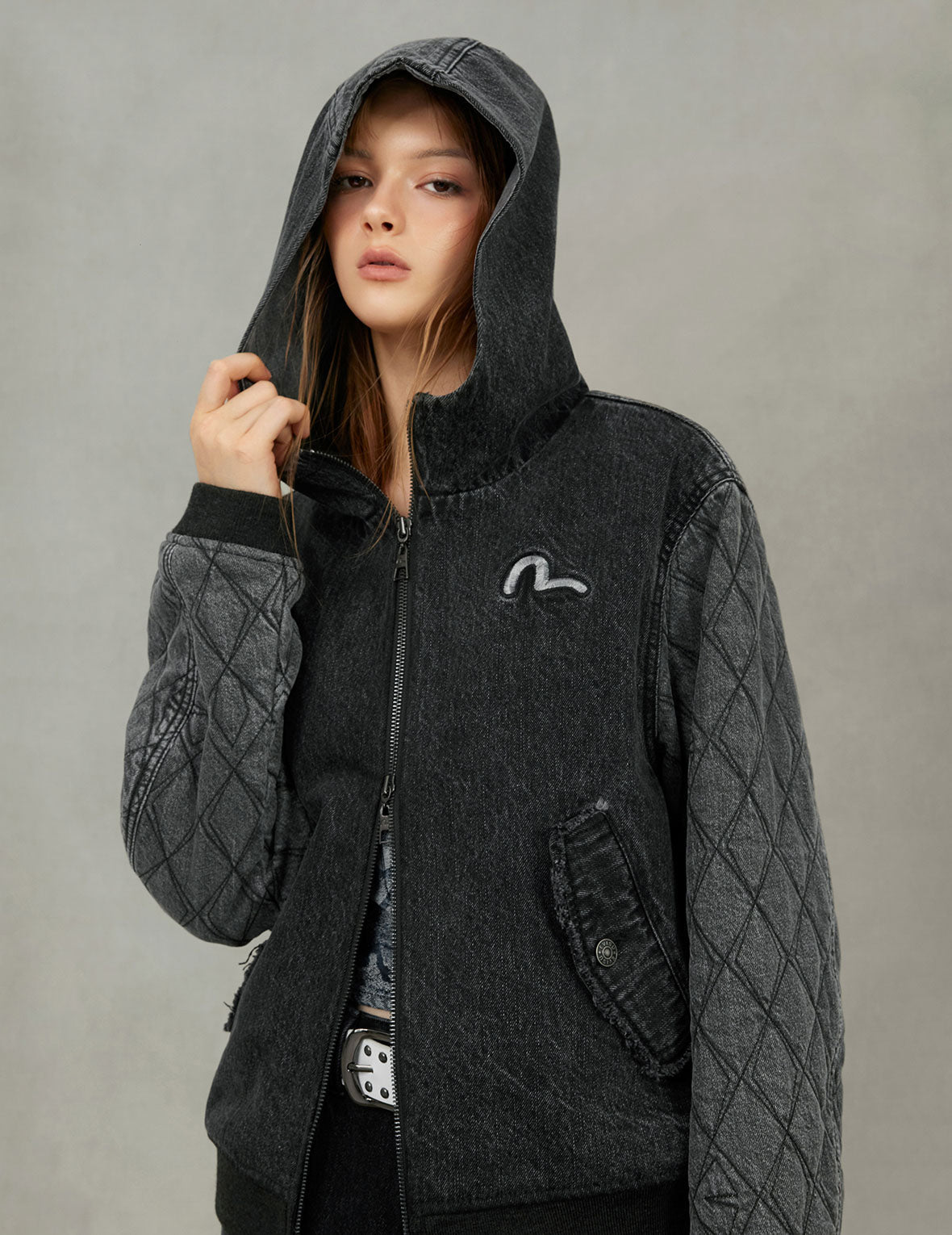 Seagull Embroidery Fashion Fit Hooded Padded Denim Jacket