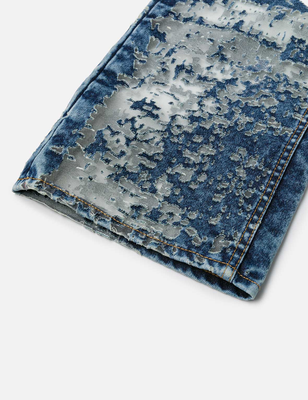 海鷗刺繡時尚版型燒花牛仔褲