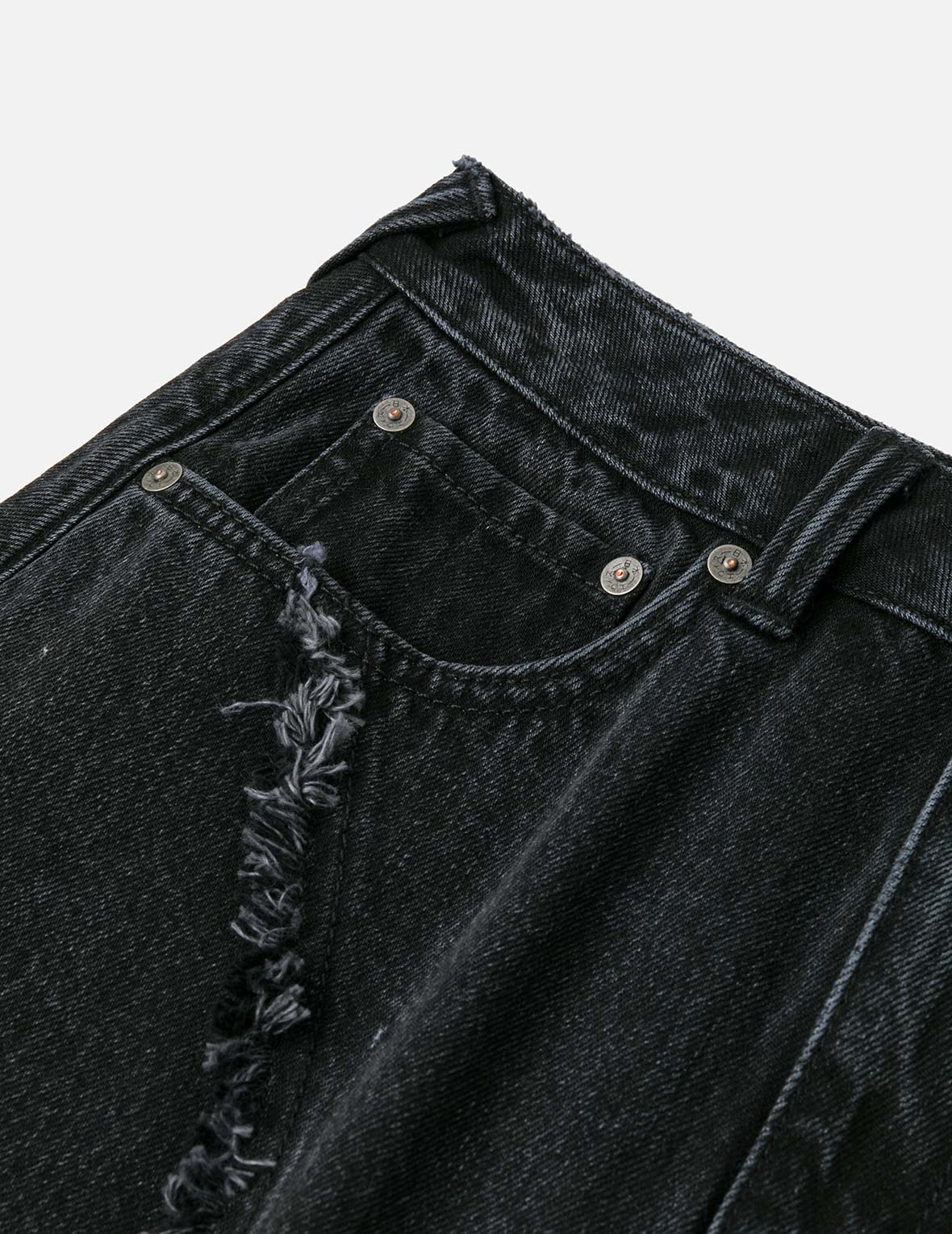 海鷗刺繡與破損時尚版型牛仔半裙