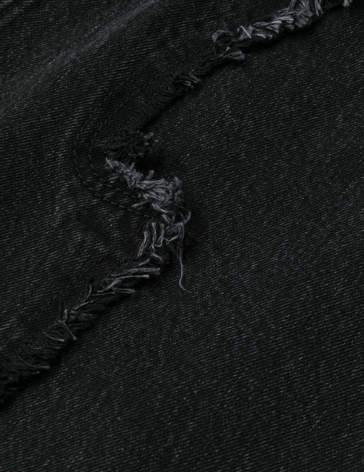 海鷗刺繡與破損時尚版型牛仔半裙