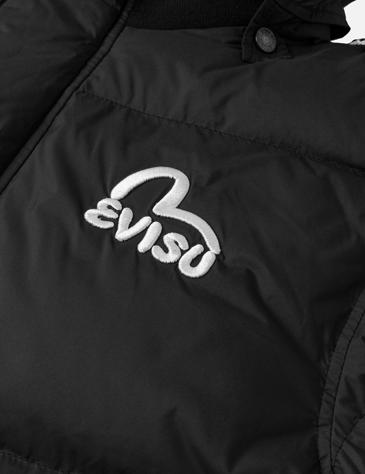 Seagull and Logo Embroidery Fashion Fit Down Jacket with Detachable Hood