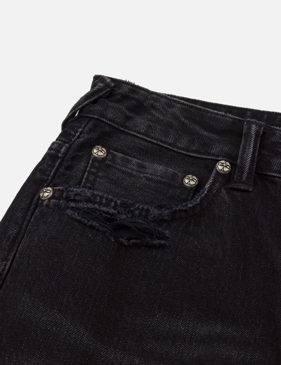 Kamon Appliqué Embroidered Straight Fit Jeans