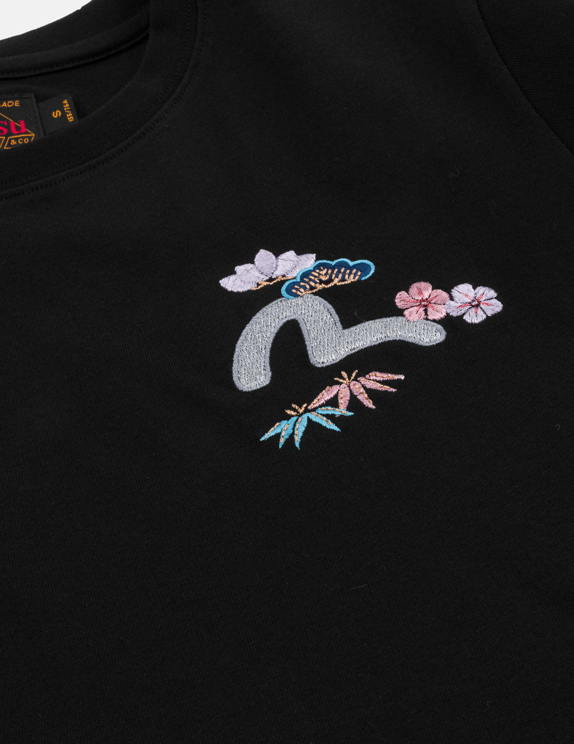 日式扇面海鷗刺繡T恤