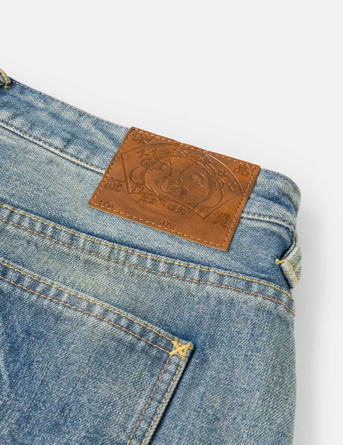 Ink-Splash Washed Seagull Embroidery Jorts