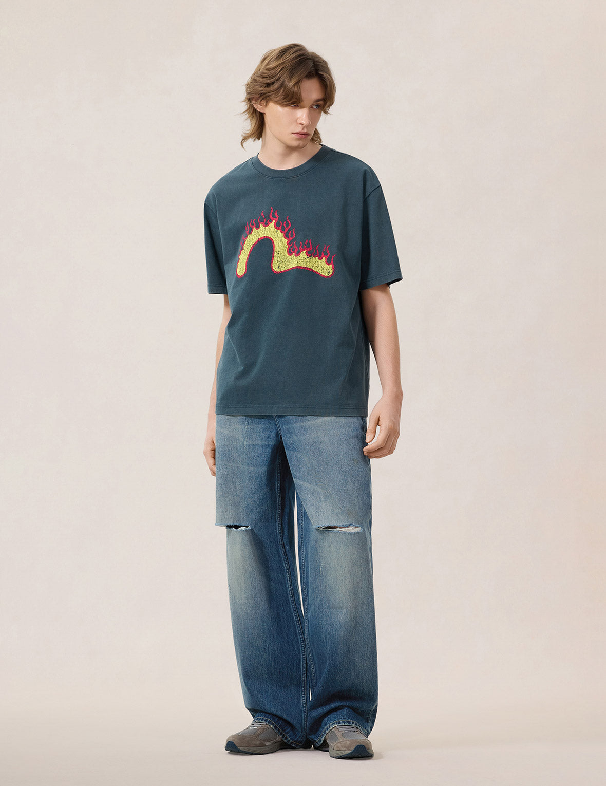 Bold Seagull T-Shirt