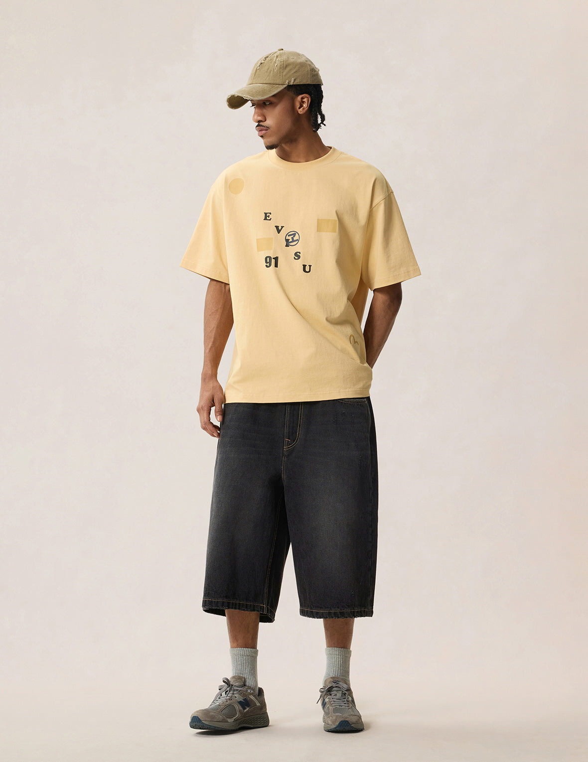 Decentralized Logo and Embossed Seagull T-shirt