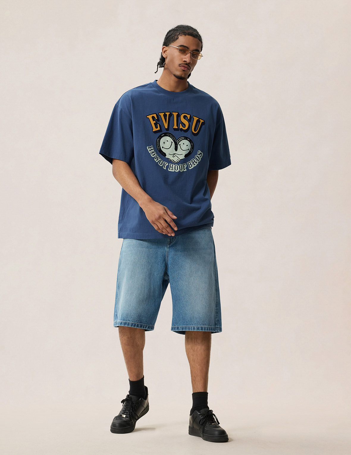 Smiling-heart Seagull-horseshoes Embroidery T-shirt