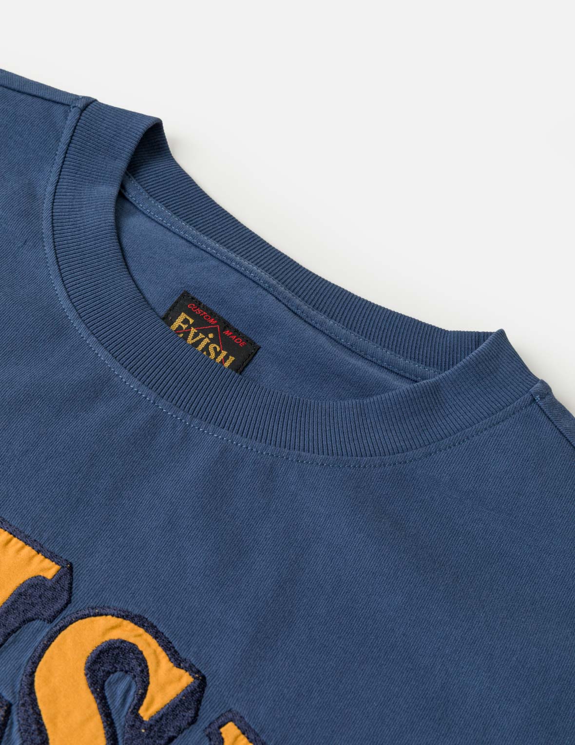 Smiling-heart Seagull-horseshoes Embroidery T-shirt