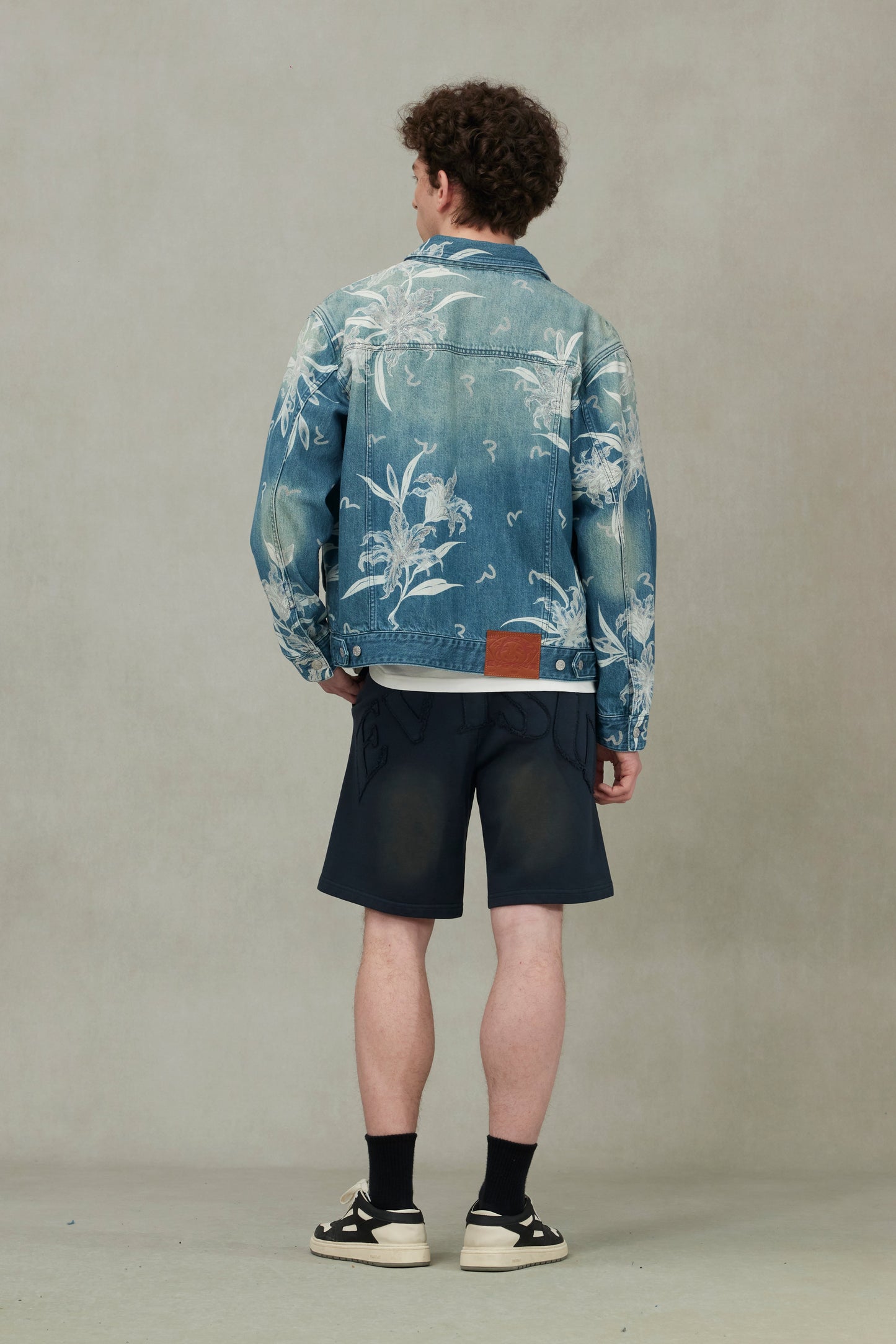 Floral and Seagull Embroidery Relax Fit Denim Jacket