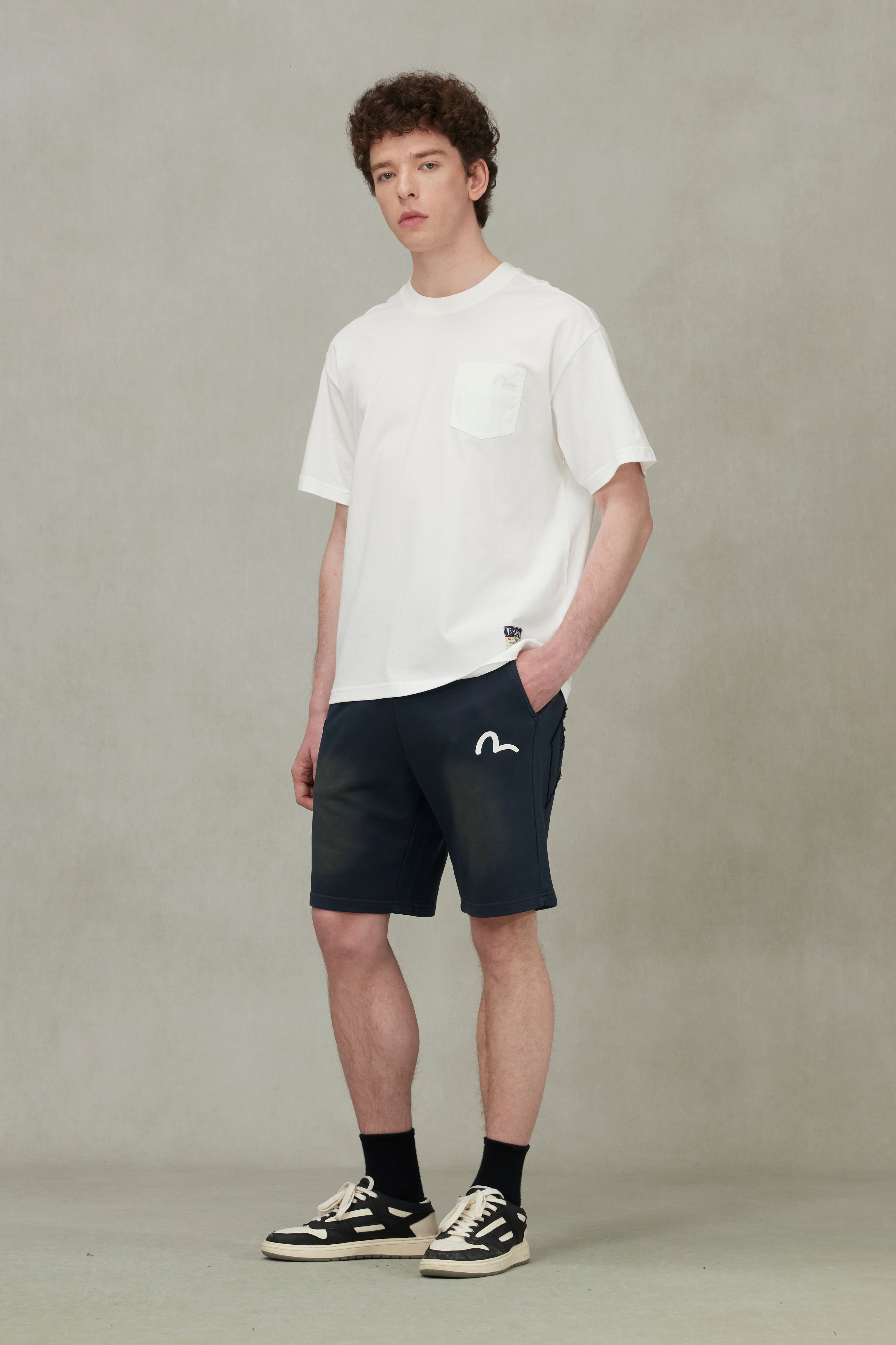 Seagull Embroidery Stitching Pocket Relax Fit T-Shirt