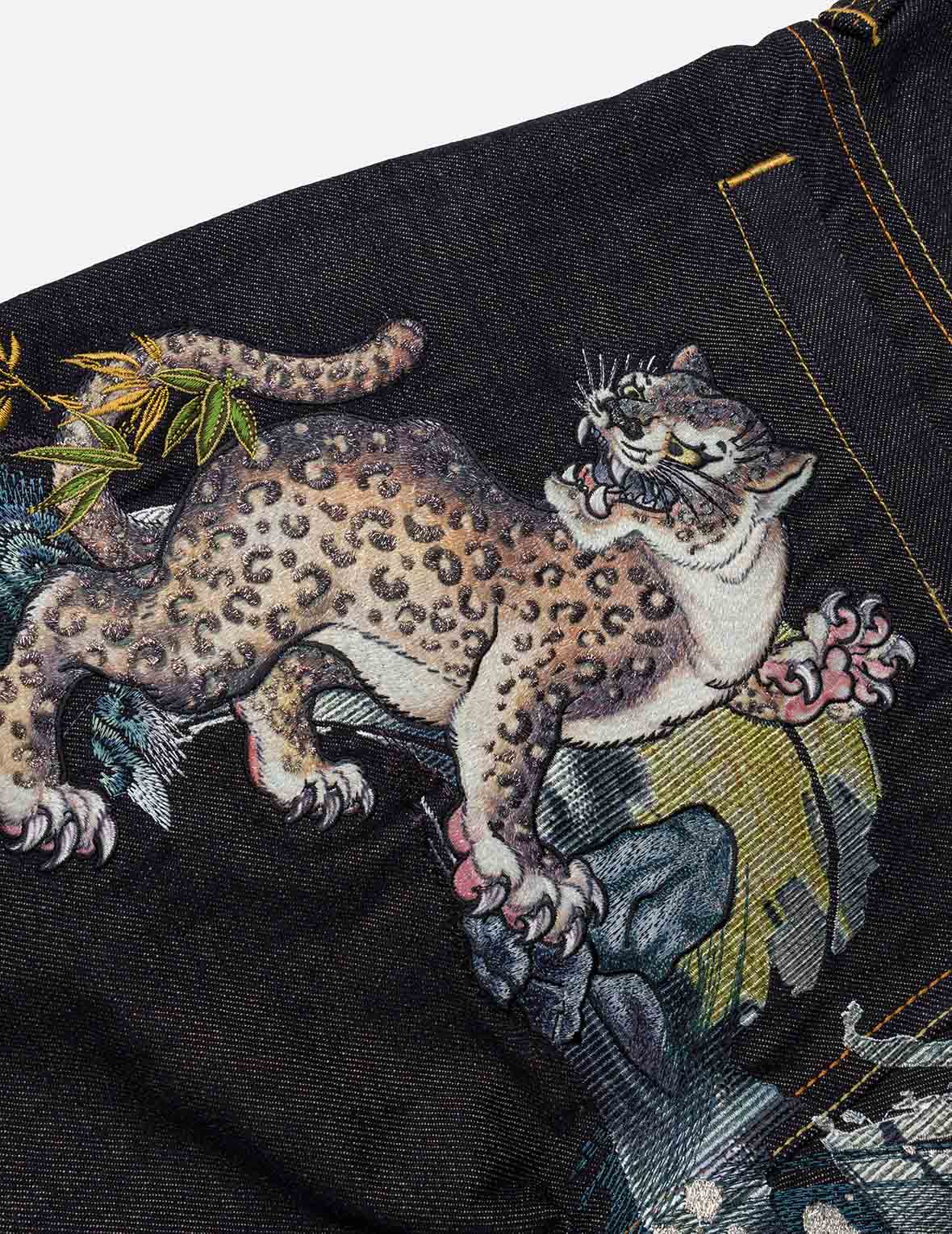 雙豹大M刺繡牛仔褲 #2020