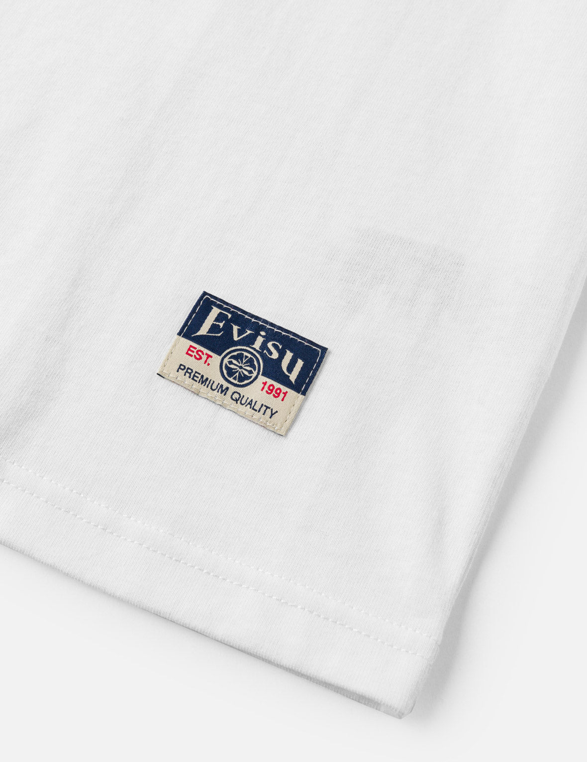 Fabric-mix Patchwork Seagull and Logo Applique T-shirt