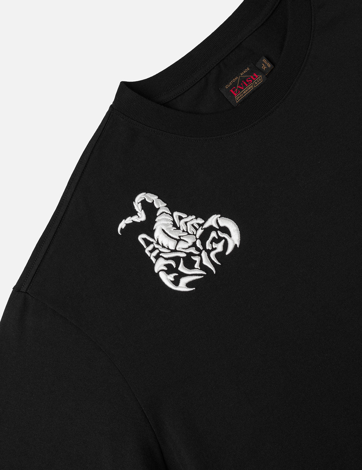 Duo Scorpio Embroidery T-shirt