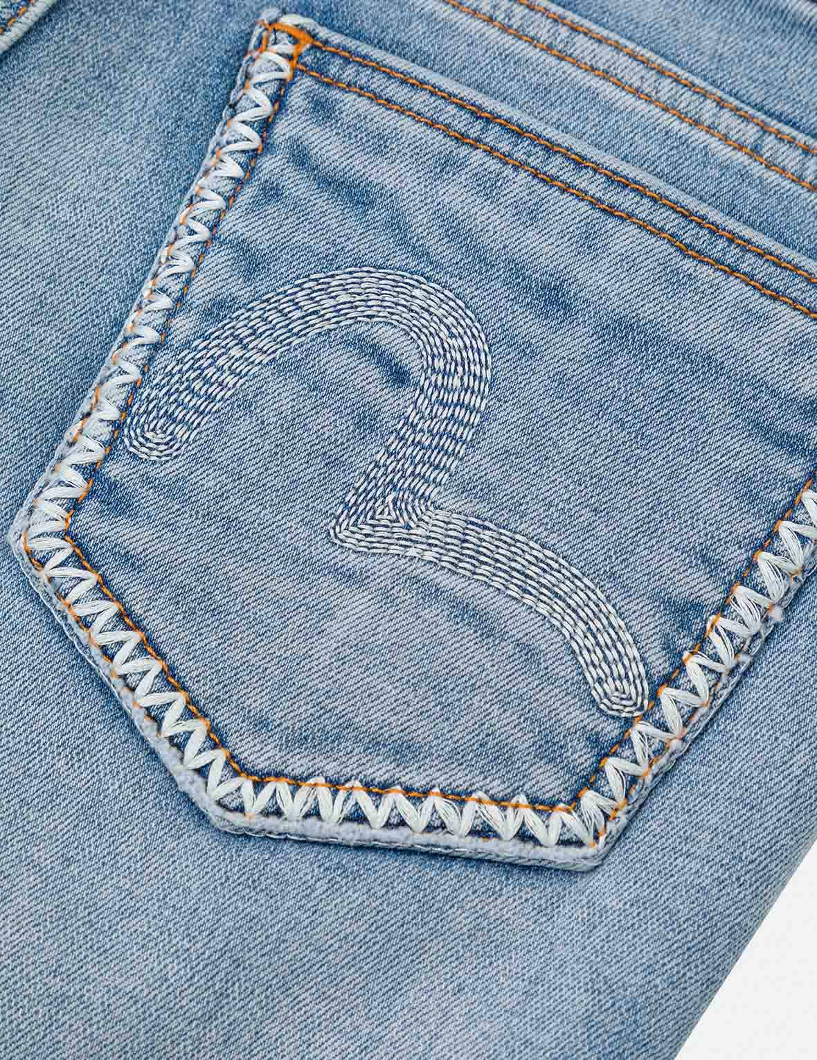 水洗海鷗與圖騰刺繡喇叭褲牛仔褲