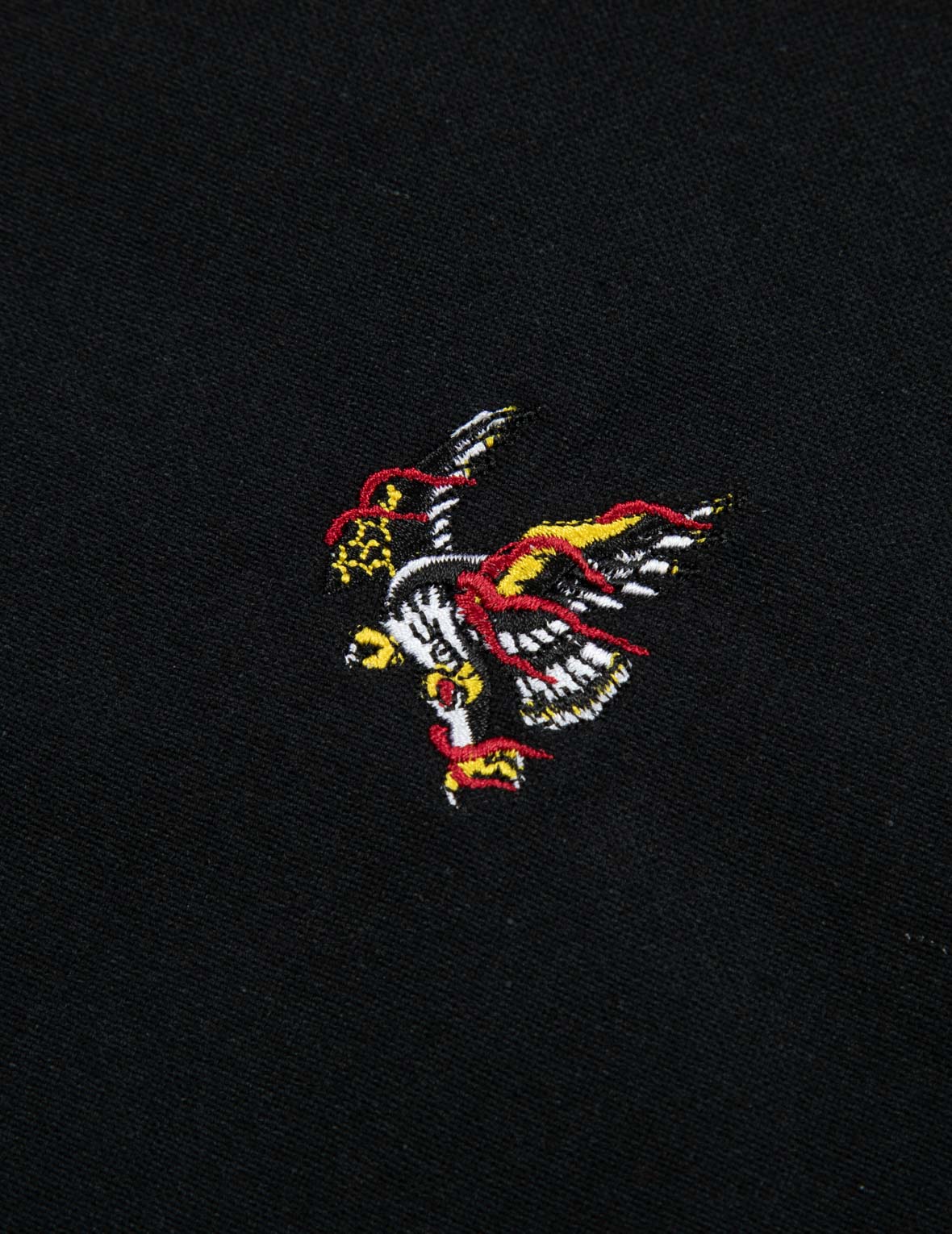 雄鷹及Logo滿地刺繡襯衫